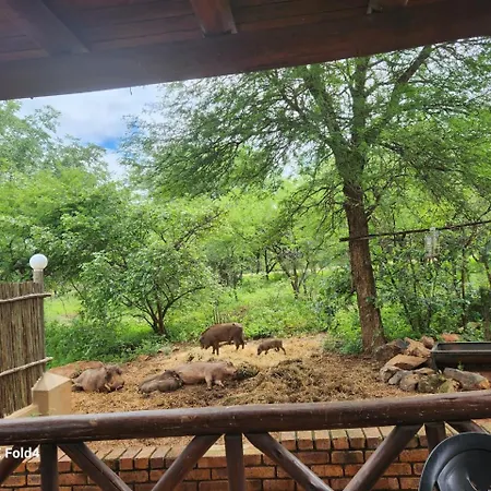 Indlovu Inn Marloth Park Exterior photo